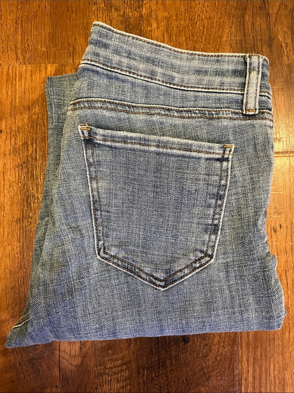 Kut from the Kloth Light Blue Cropped Curvy Straight Jeans
